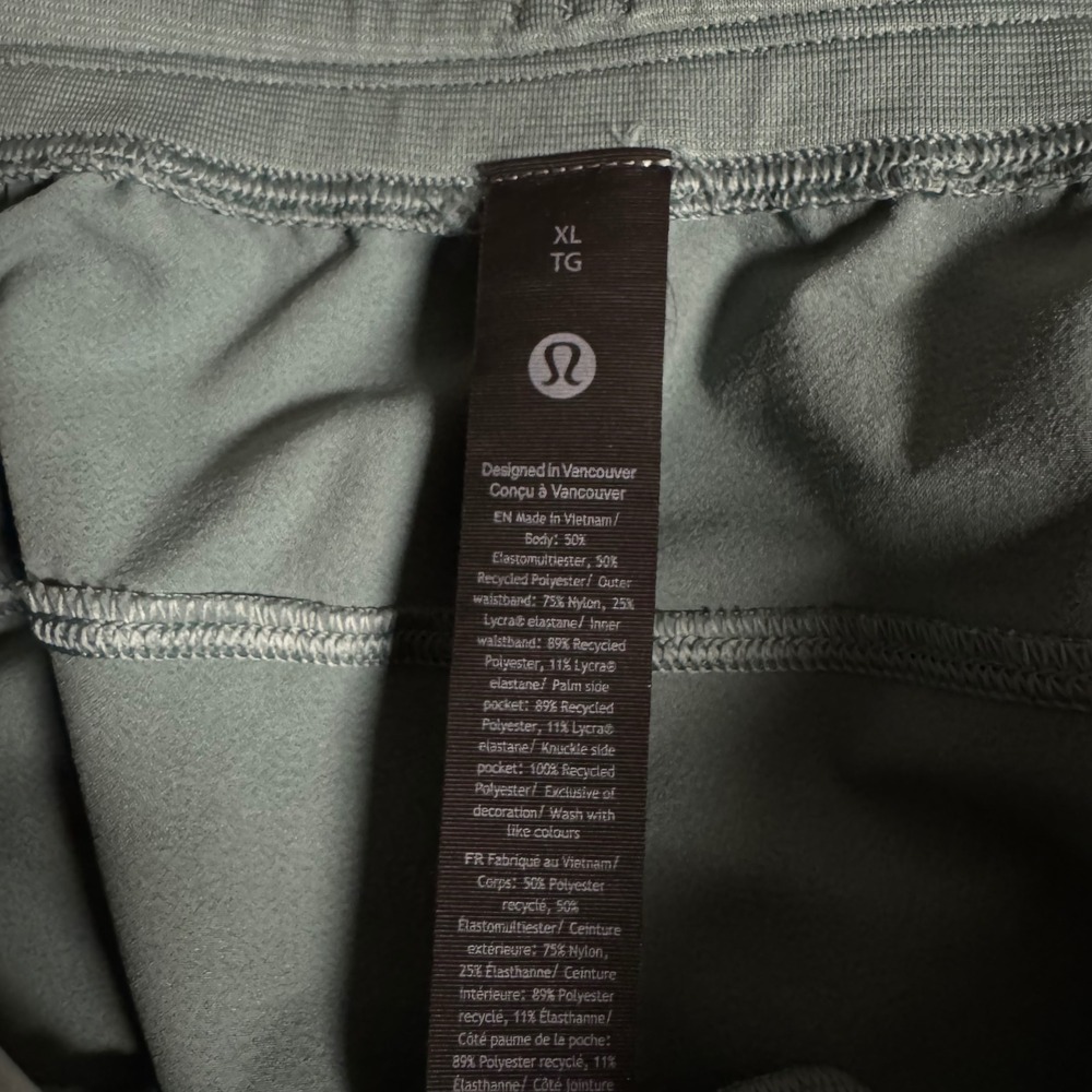 Lululemon Pace Breaker Linerless Shorts XL Sage Green Teal Athletic Running 5" - Picture 3 of 4